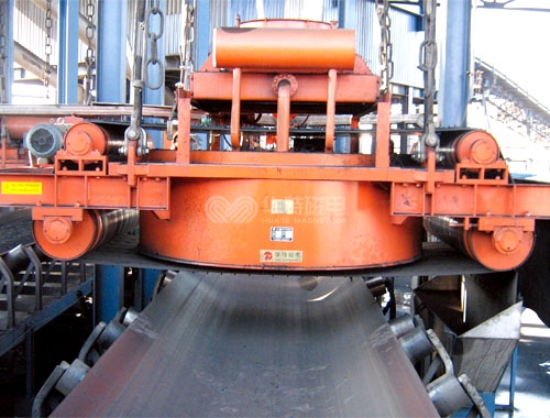 Large Oil-forced Circulation Electromagnetic Separator